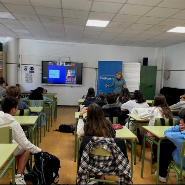 Tercera charla de Salud y mujer en institutos de Cantabria