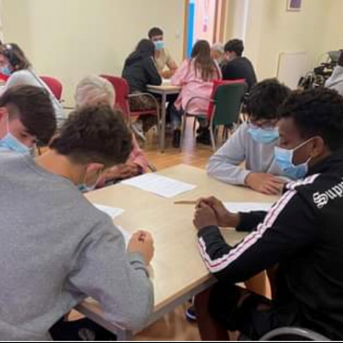 Termina por este a&ntilde;o la Actividad de Aprendizaje y Servicio entre el Centro de D&iacute;a La Ontan&iacute;a de Suances y estudiantes del Colegio Sagrados Corazones de Torrelavega